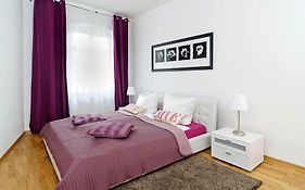 Grand Central Mitte Apartment